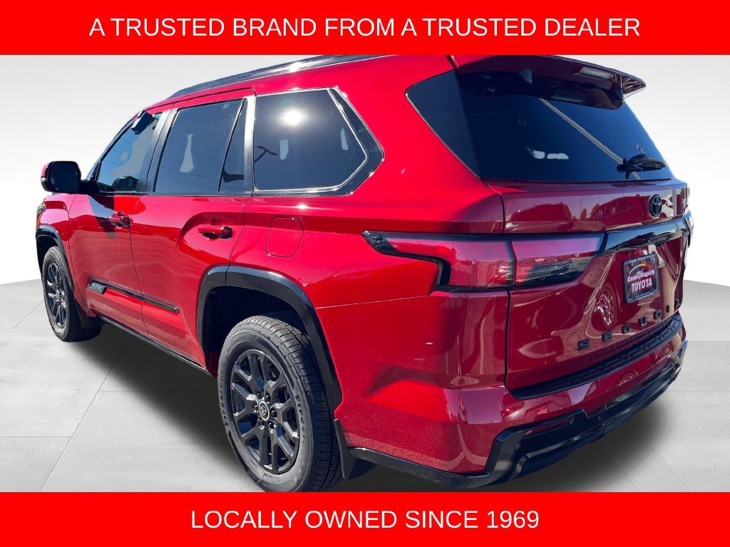 Certified 2024 Toyota Sequoia Platinum AWD/4WD image 3