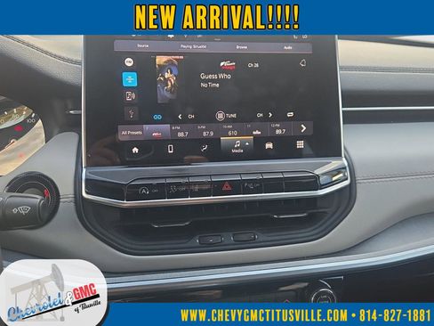 Used 2025 Jeep Compass Limited image 17