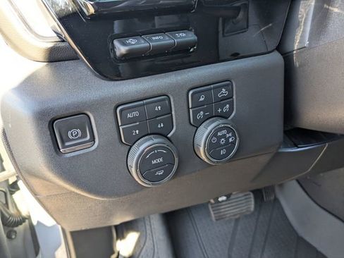 Used 2024 Chevrolet Silverado 1500 ZR2 w/ Technology Package image 32