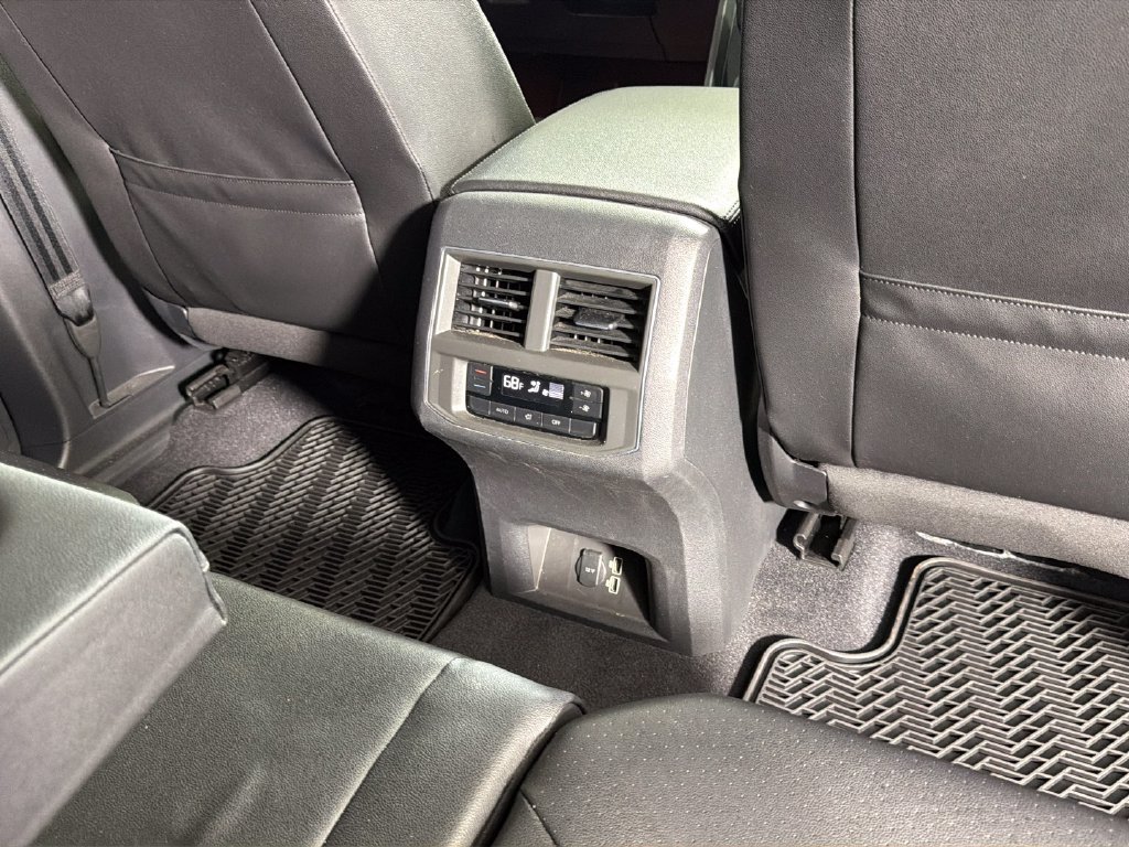 Used 2019 Volkswagen Atlas SE w/ Panoramic Sunroof Package FWD image 33