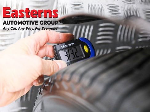 Used 2018 Tesla Model 3 Long Range image 24