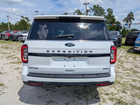 Used 2023 Ford Expedition Max Limited RWD image 5