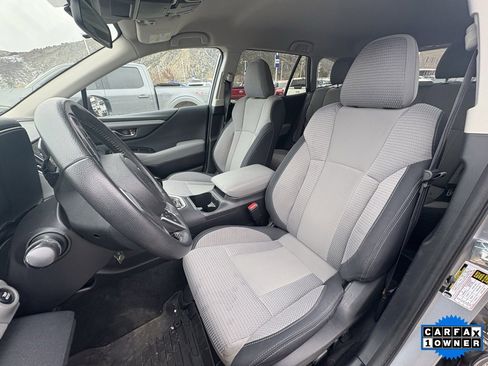 Used 2024 Subaru Outback Premium image 4
