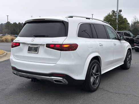 Used 2024 Mercedes-Benz GLS 450 4MATIC image 5