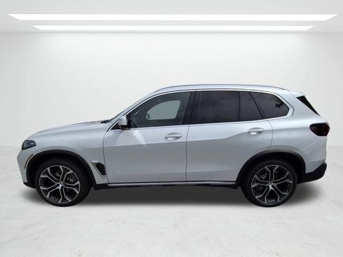 New 2026 BMW X5 xDrive40i w/ Premium Package AWD/4WD image 7