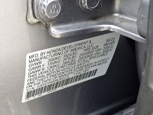 Used 2024 Acura MDX SH-AWD w/ Technology Package image 31