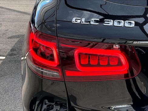 Used 2022 Mercedes-Benz GLC 300 4MATIC image 29