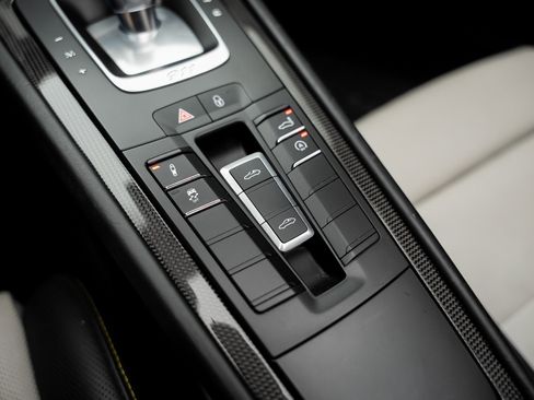 Used 2019 Porsche 911 Targa 4S image 57