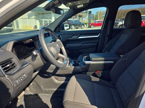 Used 2026 GMC Terrain Elevation AWD/4WD image 12