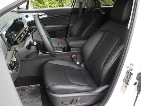 New 2026 Kia Sportage EX w/ EX Panorama Roof Package AWD/4WD image 18