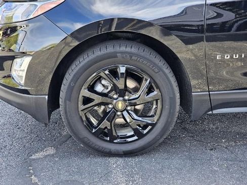 Used 2021 Chevrolet Equinox LT image 12