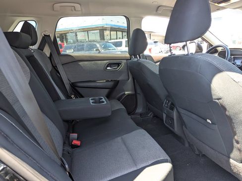 Used 2023 Nissan Rogue SV AWD/4WD image 32