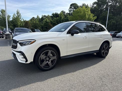 New 2025 Mercedes-Benz GLC 350e 4MATIC image 7