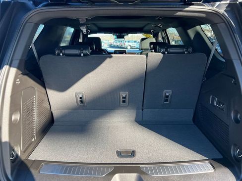 Used 2023 Chevrolet Tahoe Premier image 23