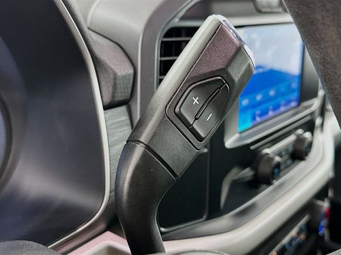 Used 2021 Ford F150 XLT image 24