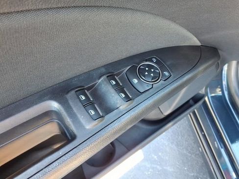 Used 2020 Ford Fusion SE FWD image 9