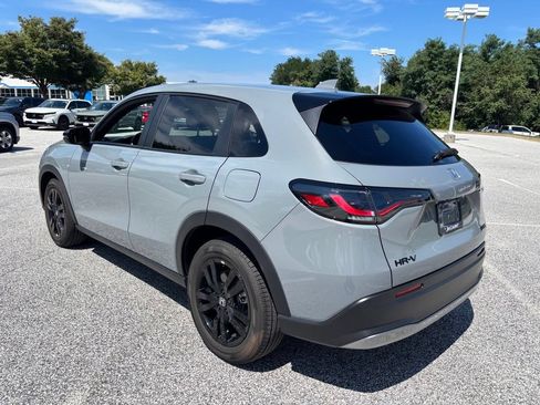 Used 2027 Honda HR-V Sport image 6