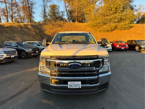 Used 2020 Ford F250 XL w/ STX Appearance Package image 2