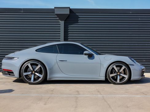 Certified 2024 Porsche 911 Carrera S image 8