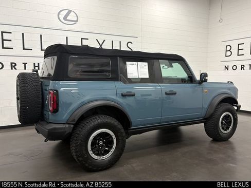 Used 2022 Ford Bronco Badlands AWD/4WD image 4