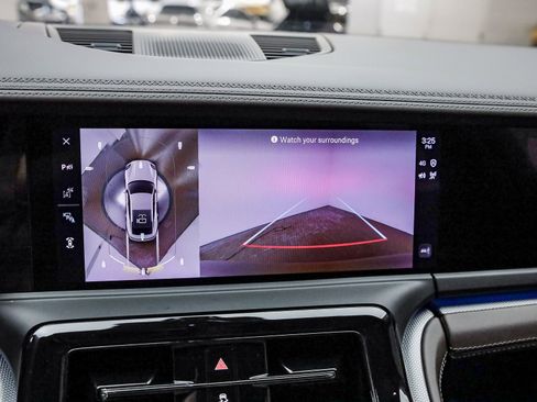 Used 2025 Porsche Panamera image 28