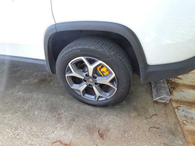 Used 2024 Rivian R1S Adventure Quad AWD/4WD image 10