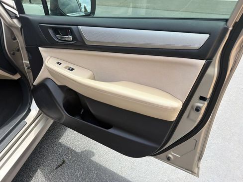 Used 2016 Subaru Legacy 2.5i Premium AWD/4WD image 44
