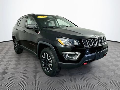 Certified 2019 Jeep Compass Trailhawk w/ Cold Weather Group AWD/4WD image 2