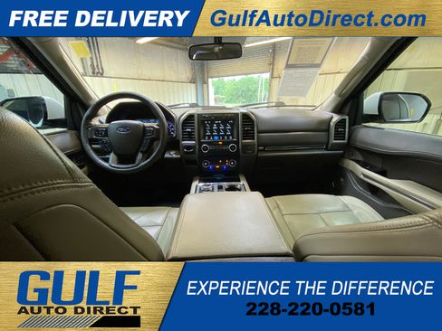 Used 2018 Ford Expedition Max XLT w/ Equipment Group 202A RWD image 2