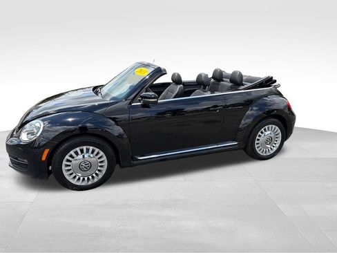 Used 2013 Volkswagen Beetle 2.5 FWD image 34