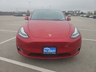 Used 2022 Tesla Model Y Long Range video 2