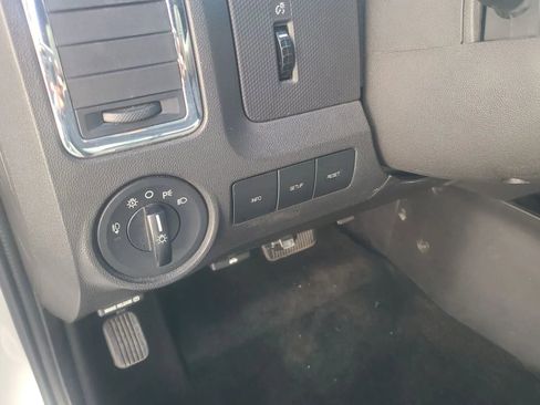 Used 2011 Ford Escape Limited w/ 301A Rapid Spec Order Code image 23