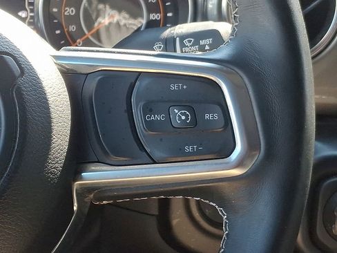 Used 2022 Jeep Wrangler Unlimited Sahara w/ Cold Weather Group AWD/4WD image 22