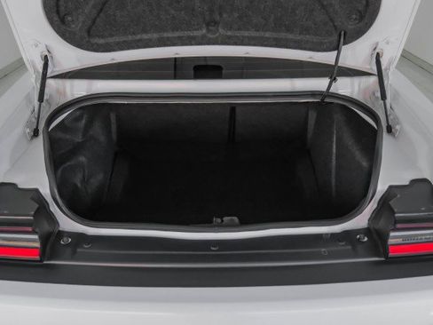 Used 2018 Dodge Challenger R/T w/ Sound Group image 47