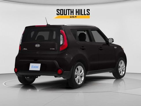 Used 2016 Kia Soul image 2