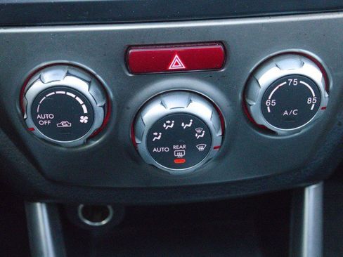 Used 2009 Subaru Forester 2.5X L.L. Bean image 20