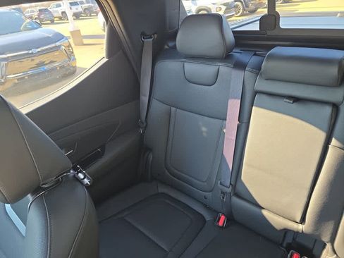 Used 2025 Hyundai Santa Cruz Limited image 14