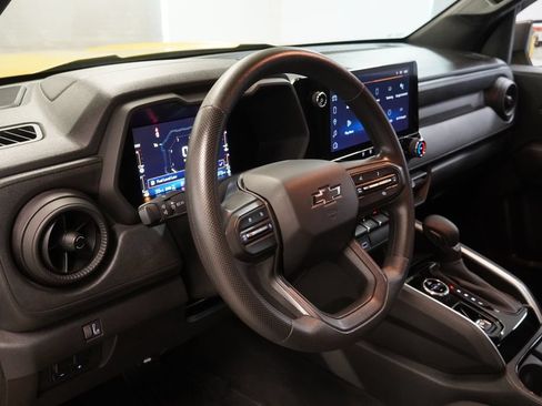 Used 2023 Chevrolet Colorado Trail Boss w/ Advanced Trailering Package AWD/4WD image 6