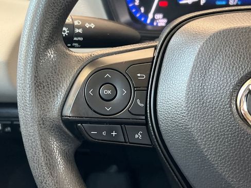 Used 2021 Toyota Corolla LE FWD image 24