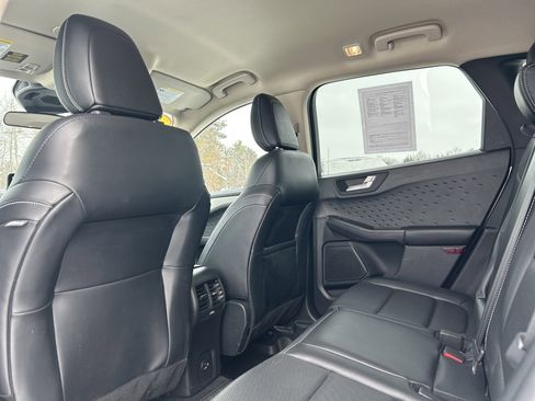 Used 2020 Ford Escape SEL image 10