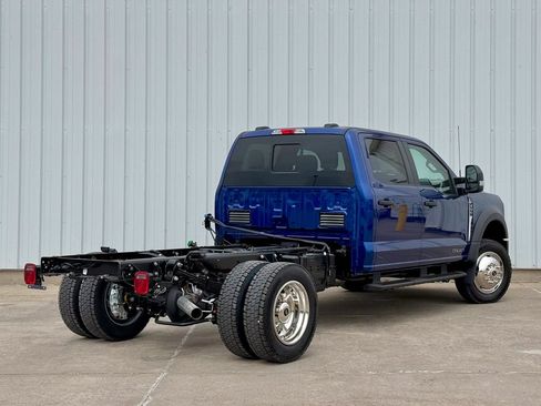 New 2026 Ford F550 4x4 Crew Cab image 6