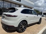 Used 2020 Porsche Cayenne image 3