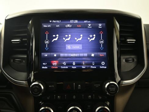 Used 2020 RAM 2500 Laramie image 28