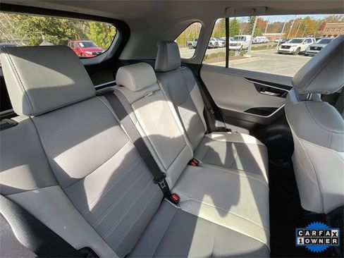 Used 2023 Toyota RAV4 Limited image 22