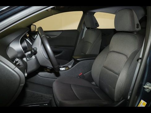 Used 2020 Chevrolet Malibu RS image 11
