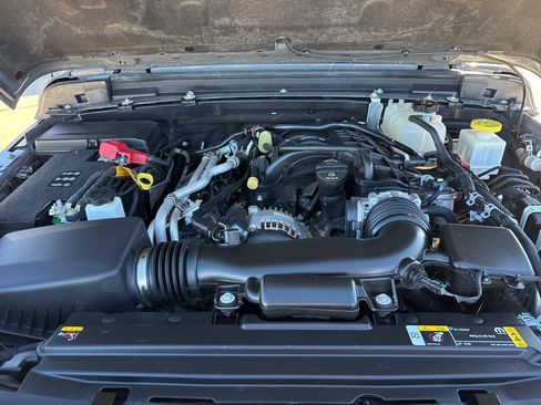 Used 2023 Jeep Gladiator Rubicon w/ LED Lighting Group image 49