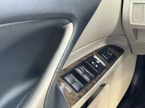 Used 2012 Lexus IS 250 image 29