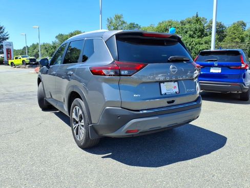 Used 2023 Nissan Rogue SV w/ SV Premium B Package AWD/4WD image 7