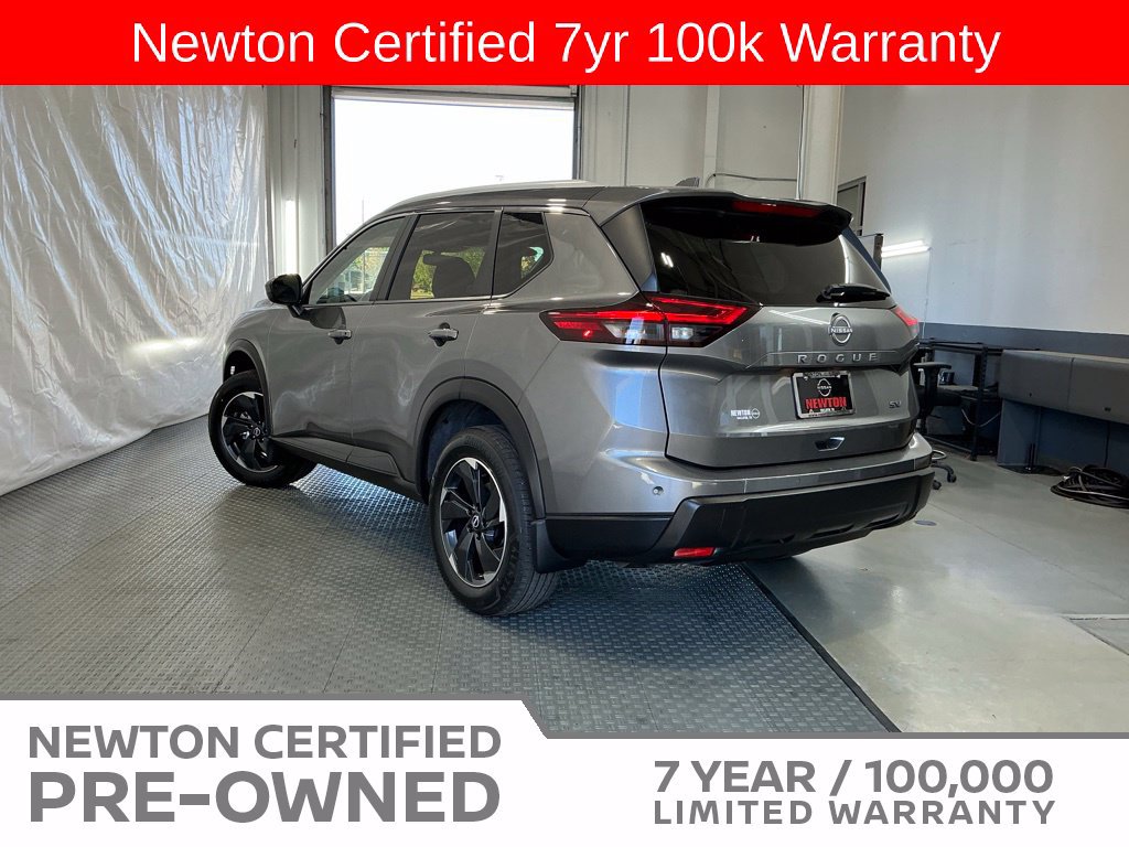 Used 2024 Nissan Rogue SV w/ SV Premium Package FWD image 23