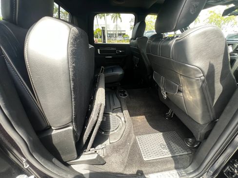 Used 2016 RAM 1500 4x4 Crew Cab Laramie Longhorn image 26